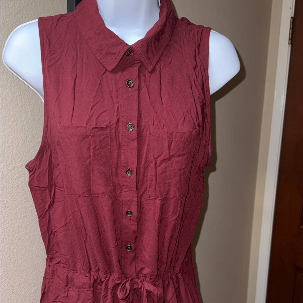 Universal Thread Sleeveless Button Up Maroon Crop… - image 3